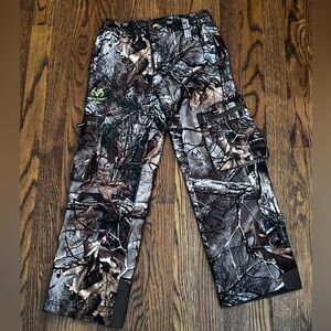 Realtree Xtra Camouflage Pant Boys S (4-6) Used (Like New) Cargo Hunting